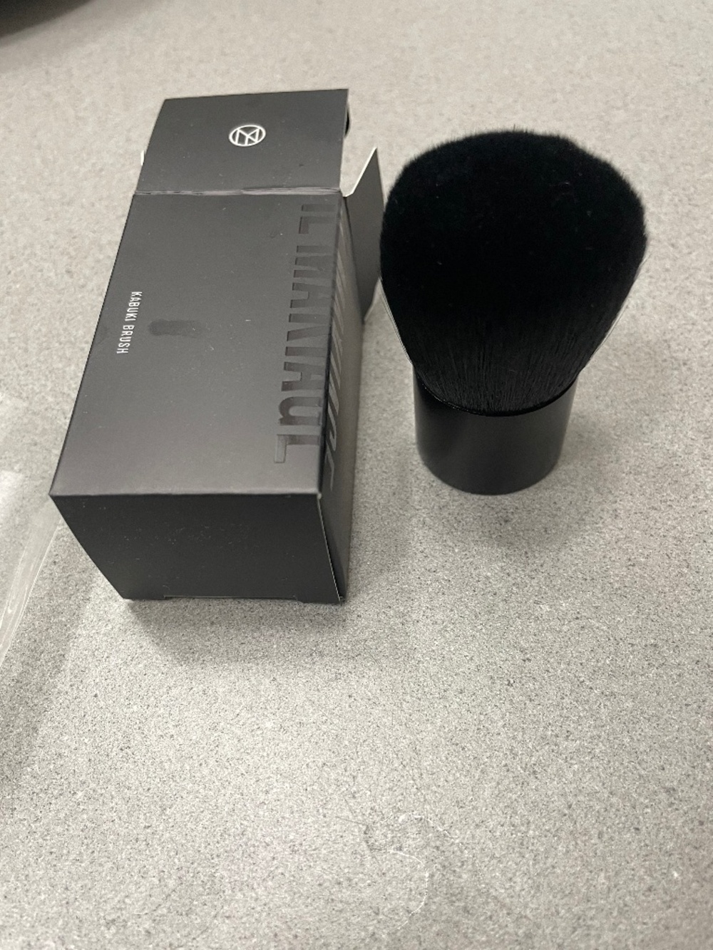 NIB IL MAKIAGE Black Kabuki Brush